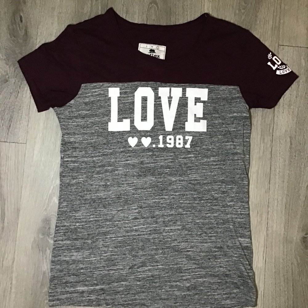 Reflex Life is out there Grey and Red size L